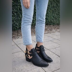 Vintage Summer Boots 7.5 Like New